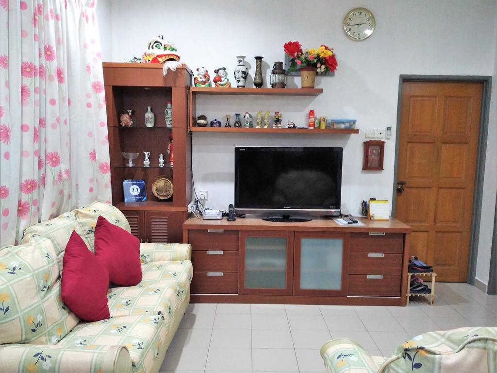 Cozy Mount Erskine Homestay Джорджтаун Экстерьер фото