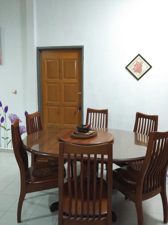 Cozy Mount Erskine Homestay Джорджтаун Экстерьер фото